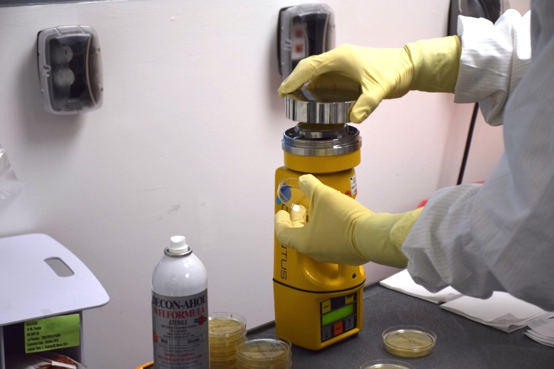 routine_em_cleanroom_sampling