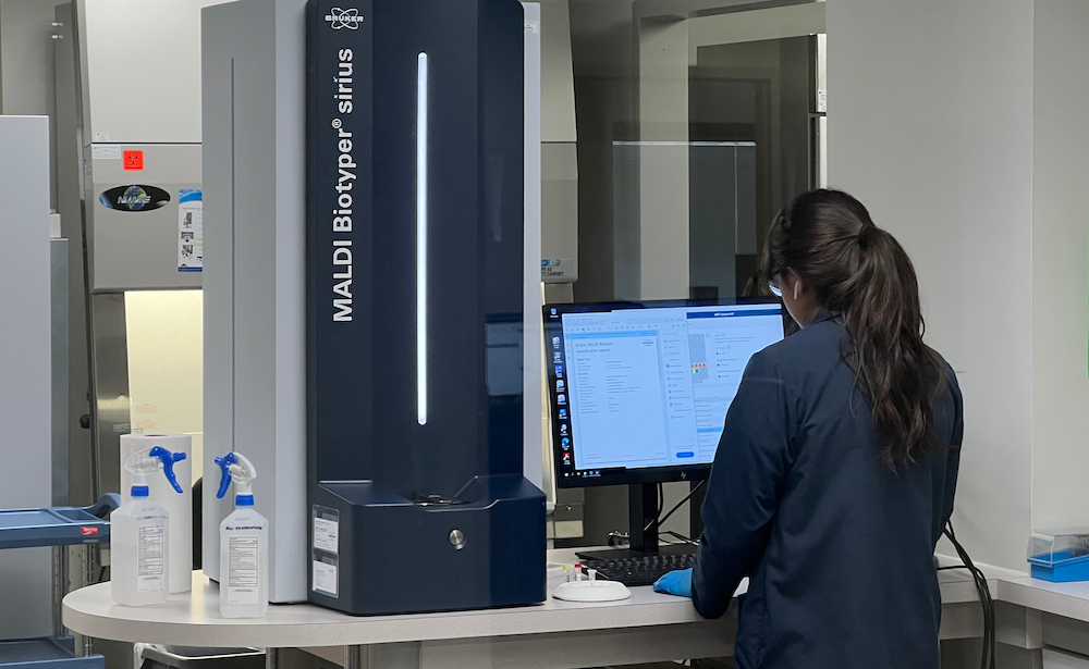 Quantus_Bruker_MALDI_TOF_organism_identification_services
